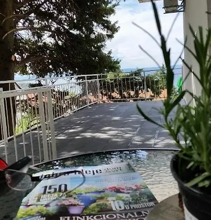 Naputica 34 * Baska Voda