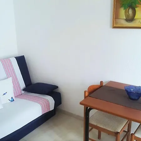 Apartment Naputica 34 *
