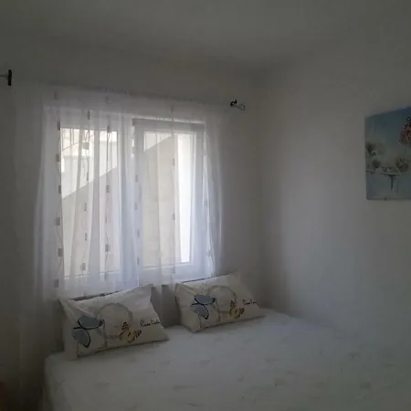 Naputica 34 Baska Voda